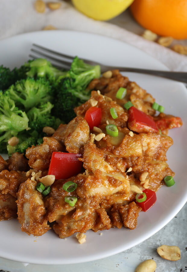 Craving peanut chicken? Get your fix on #keto with this easy but super tasty recipe! Shared via //www.ruled.me