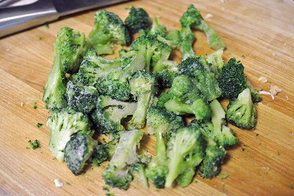 5Cut broccoli florets