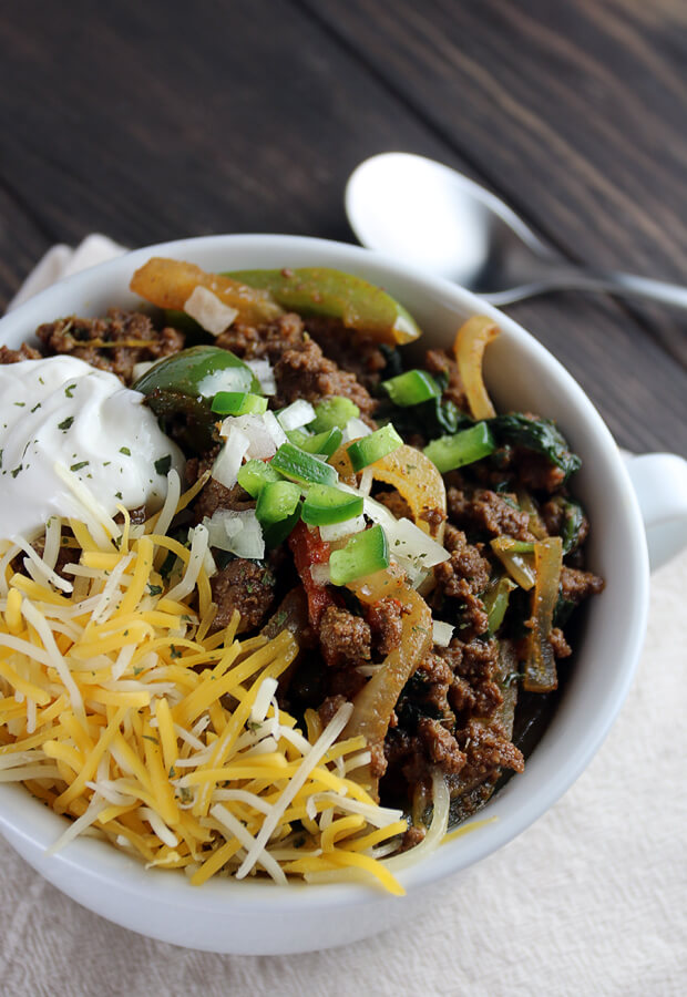 A stunningly easy #keto chili that's ready in just over 30 minutes. Plus, the leftovers last for days! Shared via //www.ruled.me