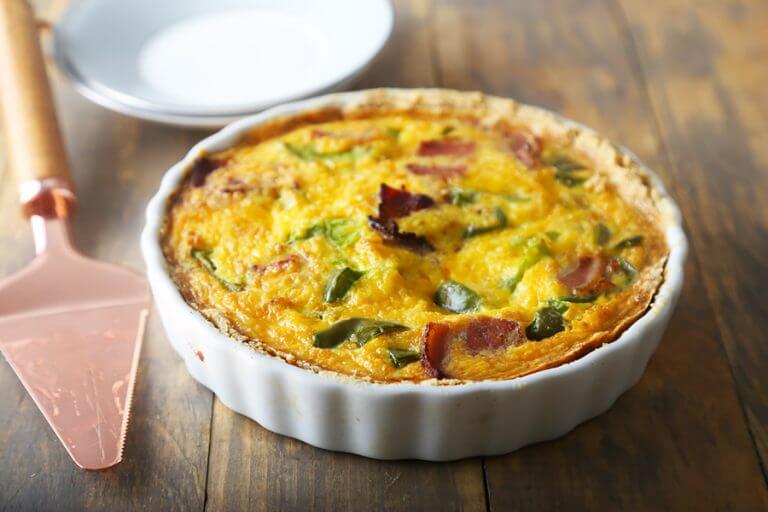 Delicious Keto Quiche Recipe [Low Carb, Almond Crust]