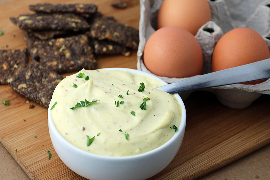 Roasted Garlic Chipotle Aioli Recipe - Quick and Easy
