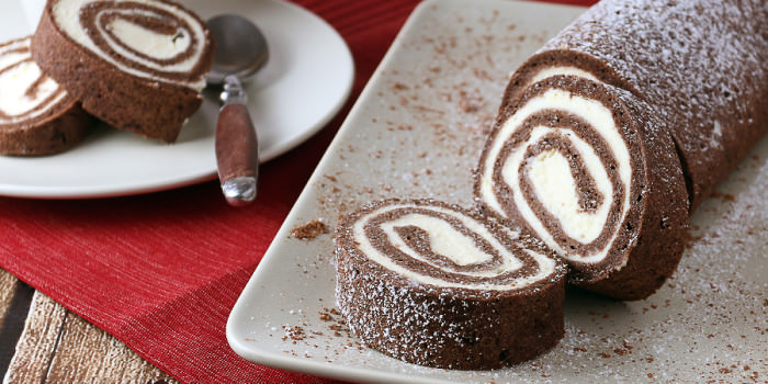 Keto Chocolate Roll Cake