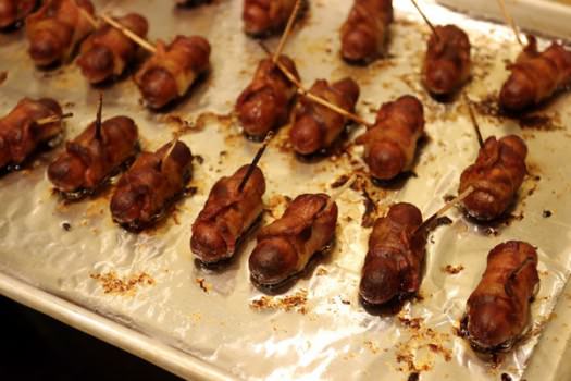 how to keep bacon wrapped smokies warm