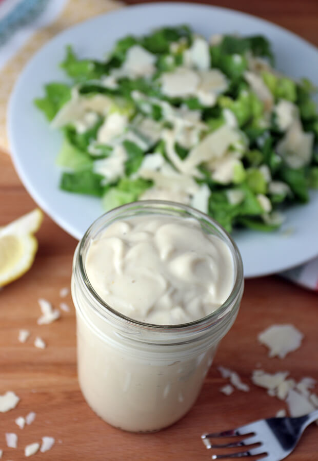 A super fatty, super delicious Caesar dressing that can be made in under 5 minutes. Are the new fat bombs salads? Shared via www.ruled.me
