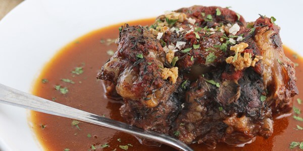 Keto Slow Cooker Braised Oxtails Recipe [Easy & Delicious]