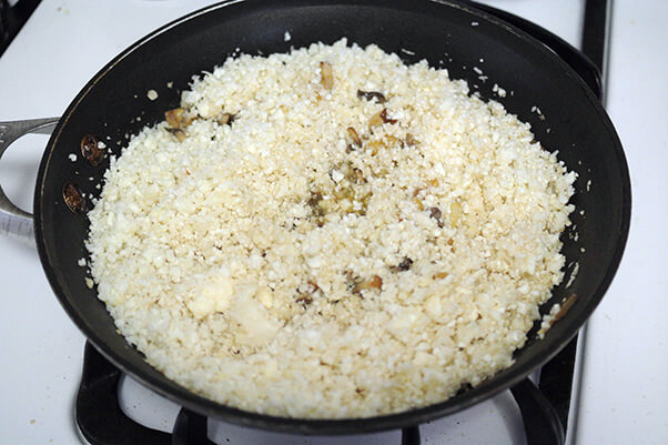 4Add cauliflower rice