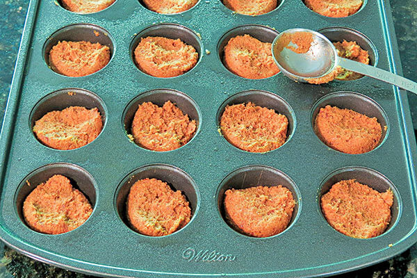 Mini Pumpkin Spice Muffins