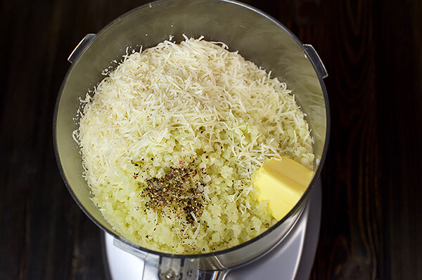 Mashed Cauliflower with Parmesan Cheese and Truffle Oil