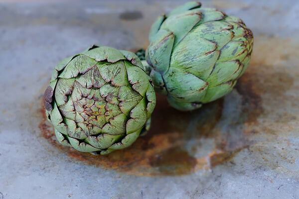 Artichokes with Anchovy Mayonnaise