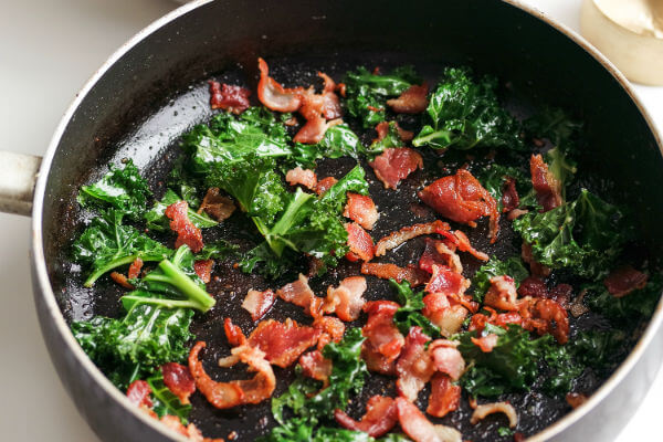 Bacon Kale and Tomato Frittata