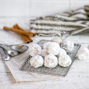 Low Carb Cinnamon Donut Bites Featured