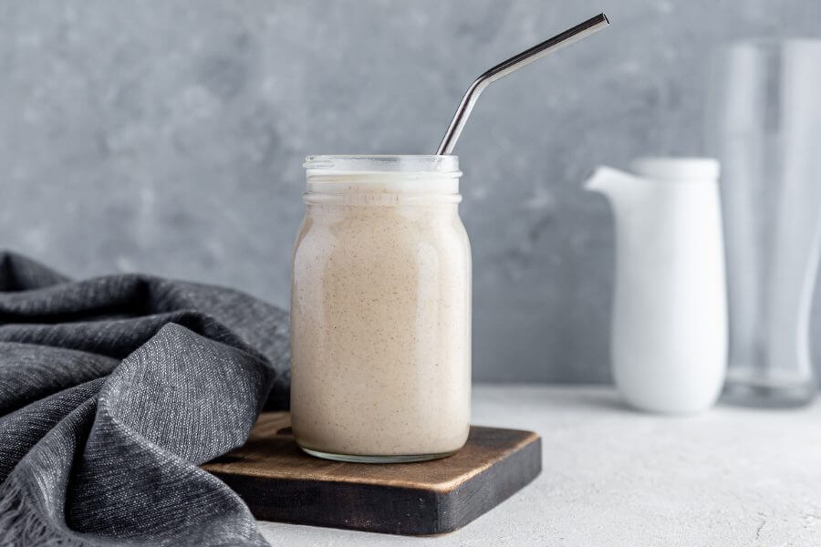Keto Vegan Vanilla Breakfast Shake Featured