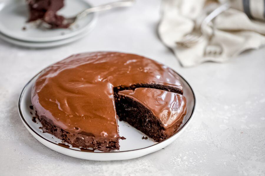 Keto Chocolate Cake Featured