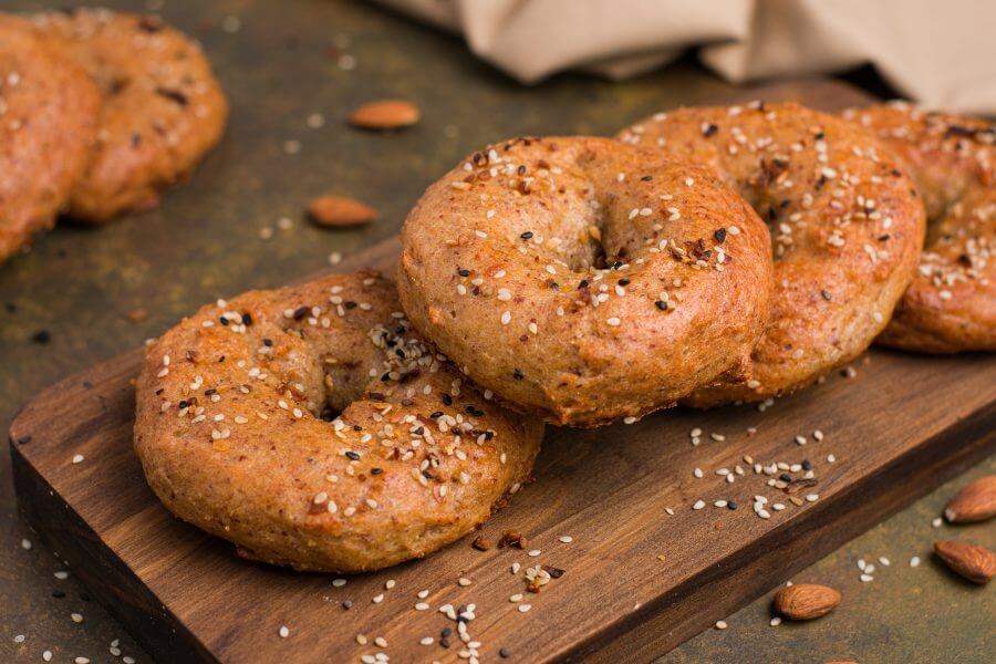 Low Carb Bagels Featured